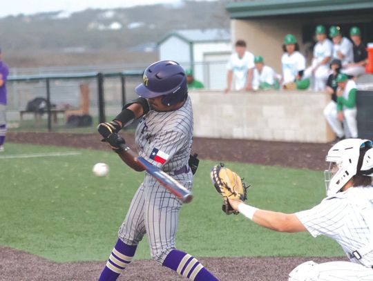 Junior Atreyu Machacek helps the Mustangs get on the scoreboard en route to beating Georgetown Gateway. Photos by Jennifer Fierro/TexasChalkTalk.com