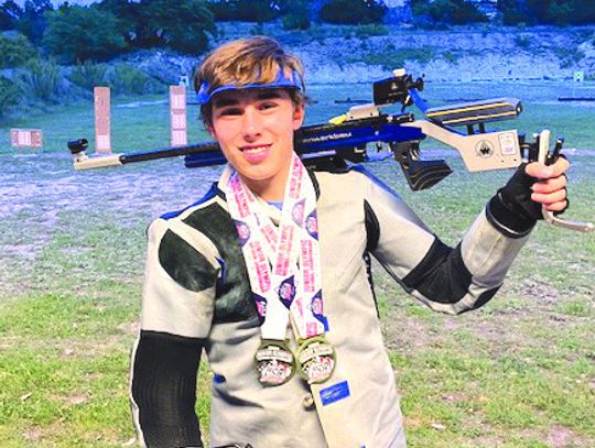 Klein Stanley (Burnet County 4-H) won the gold in his
