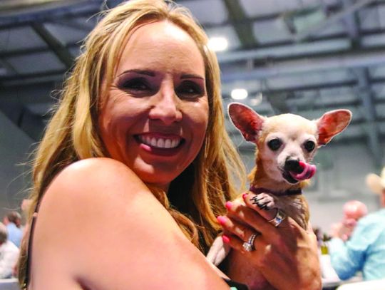 Community offers ‘riches’ to animal shelter