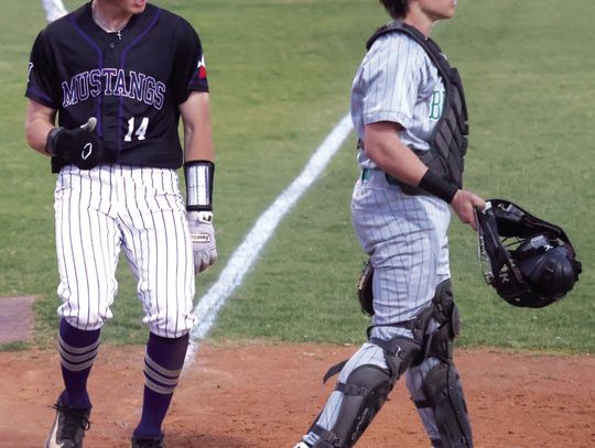 Marble Falls junior Canon Cochran touches home plate to score a run for the Mustangs in the second inning. He hit a 2 RBI single to get on base and helped the Mustangs romp to a 7-0 lead. Photos by Jennifer Fierro/TexasChalkTalk.com