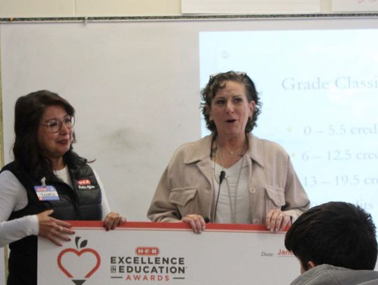H-E-B taps MFISD counselor as Excellence finalist