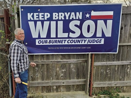 Incumbents win primary election