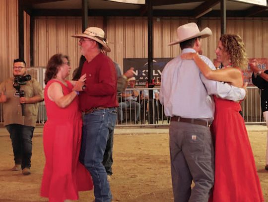 Musicians mend hearts at disaster relief concert
