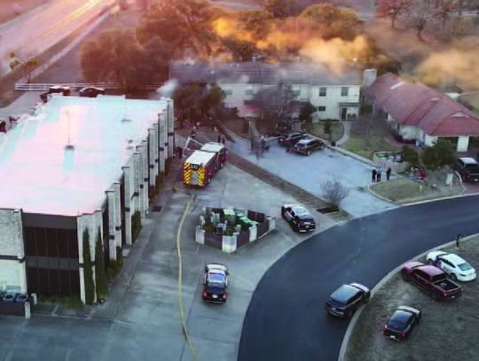 One dead in Horseshoe Bay townhouse fire