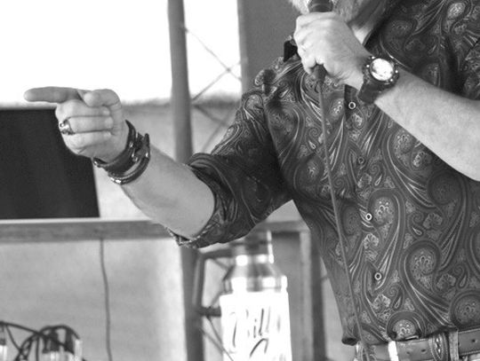 Local musician Billy Scott will provide the live music for the League's annual fundraiser, which supports grants to non- profit organizations and hosts a Special Needs Christmas Party.