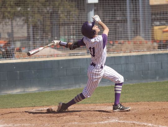 Strong hitting, pitching leads to wins over Yellowjackets