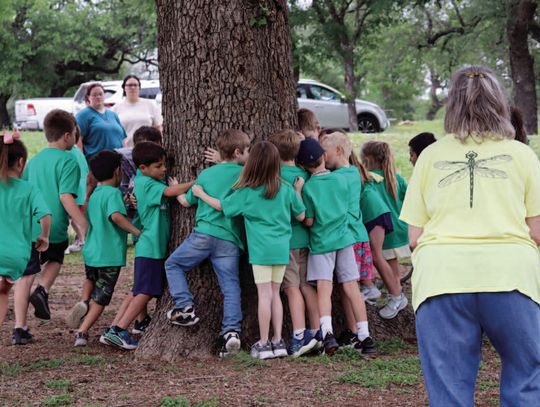 Youngsters bond with nature at state park