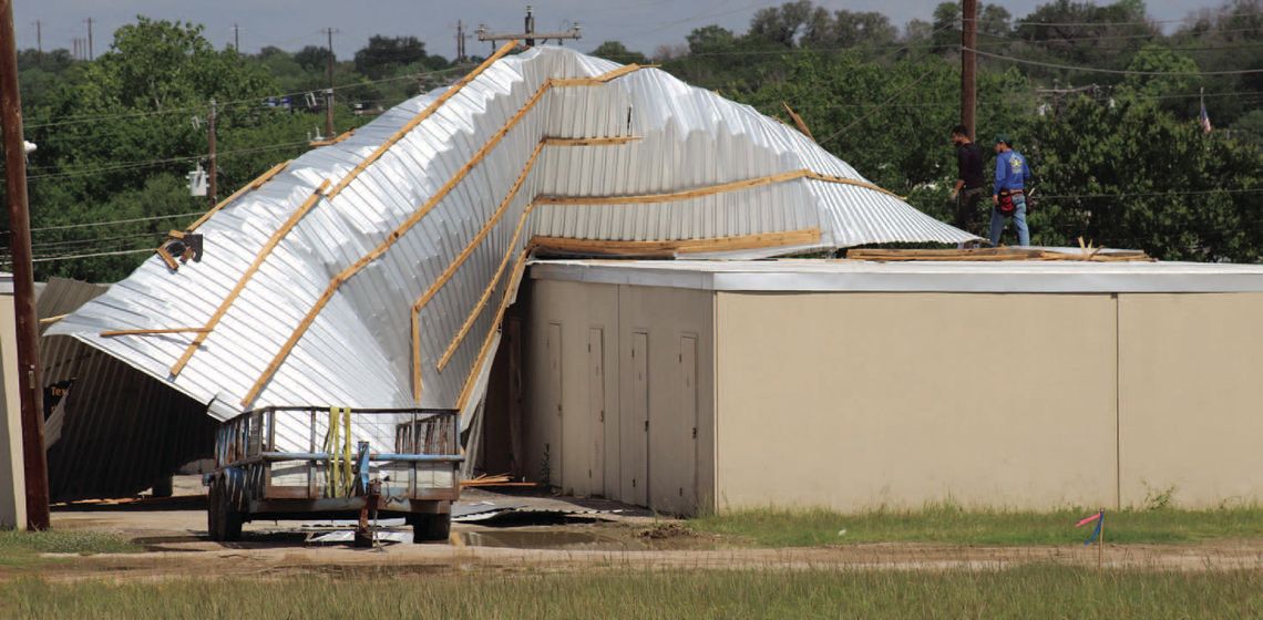 Crews descend for high wind cleanup