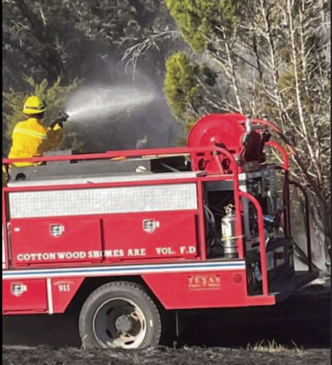 Cottonwood Shores sparks talk about paid fire agency