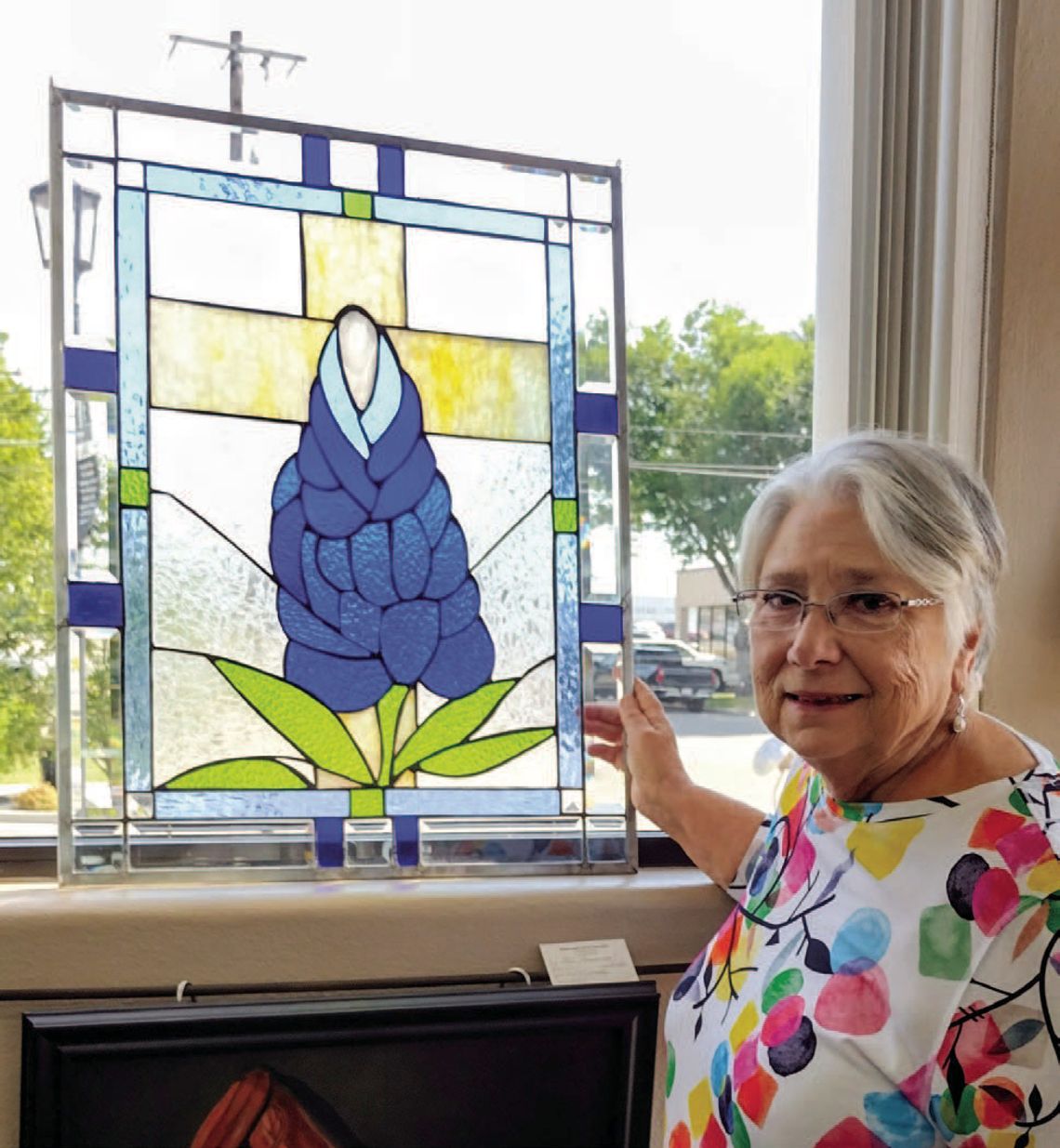 Donated art glass benefits guild projects