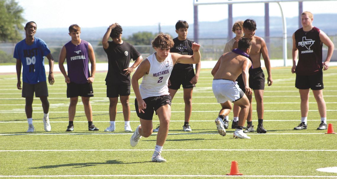 Rising senior Gabriel Larranaga is one of 15 returning lettermen from the 2024 team. Photos by Jennifer Fierro/TexasChalkTalk.com