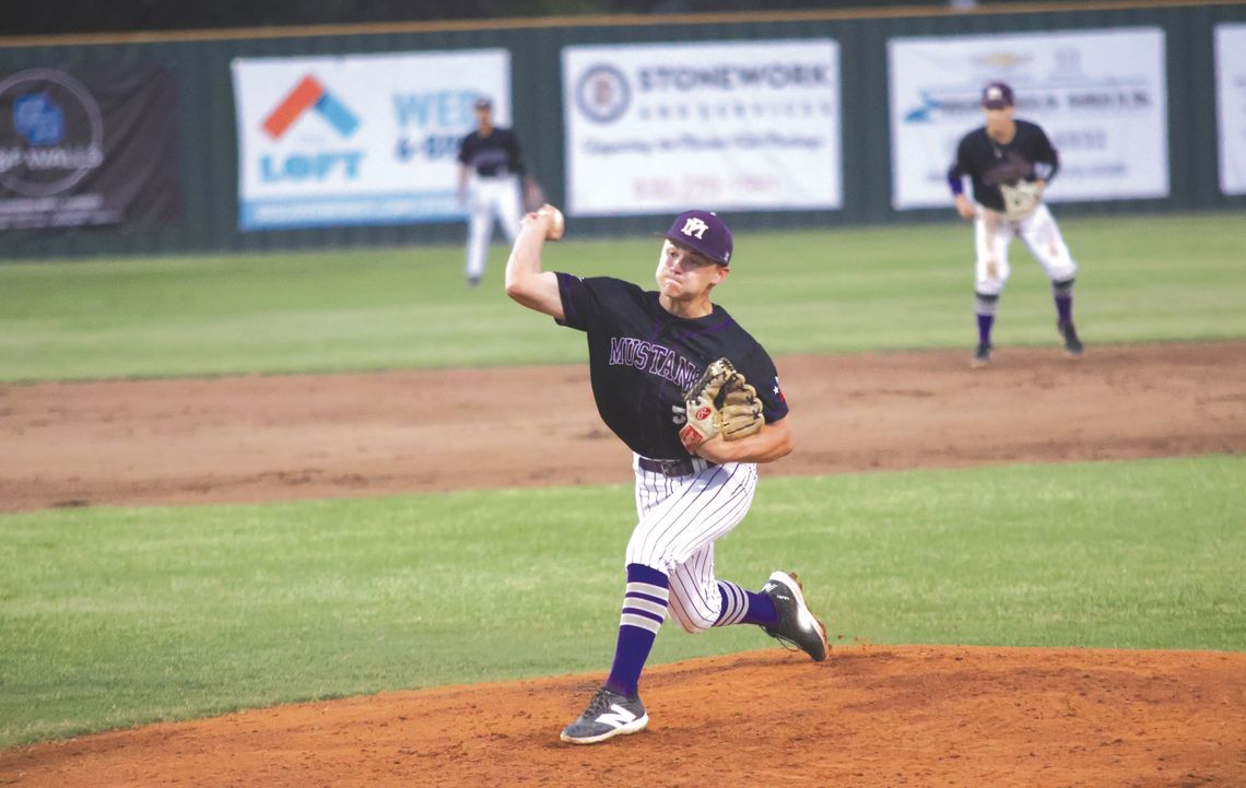Freshman pitcher Crawford Mattox filled the role of closer beautifully. Photos by Jennifer Fierro/TexasChalkTalk.com