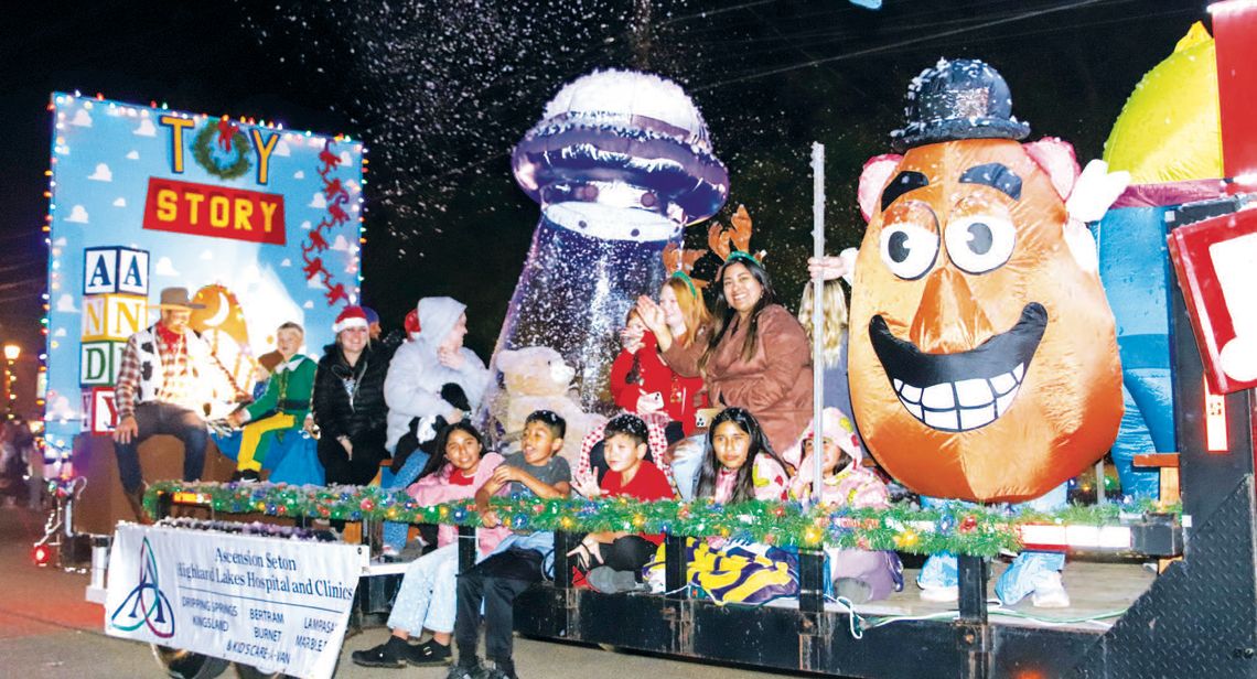 Light Up Parade conjures creative Christmas spirit