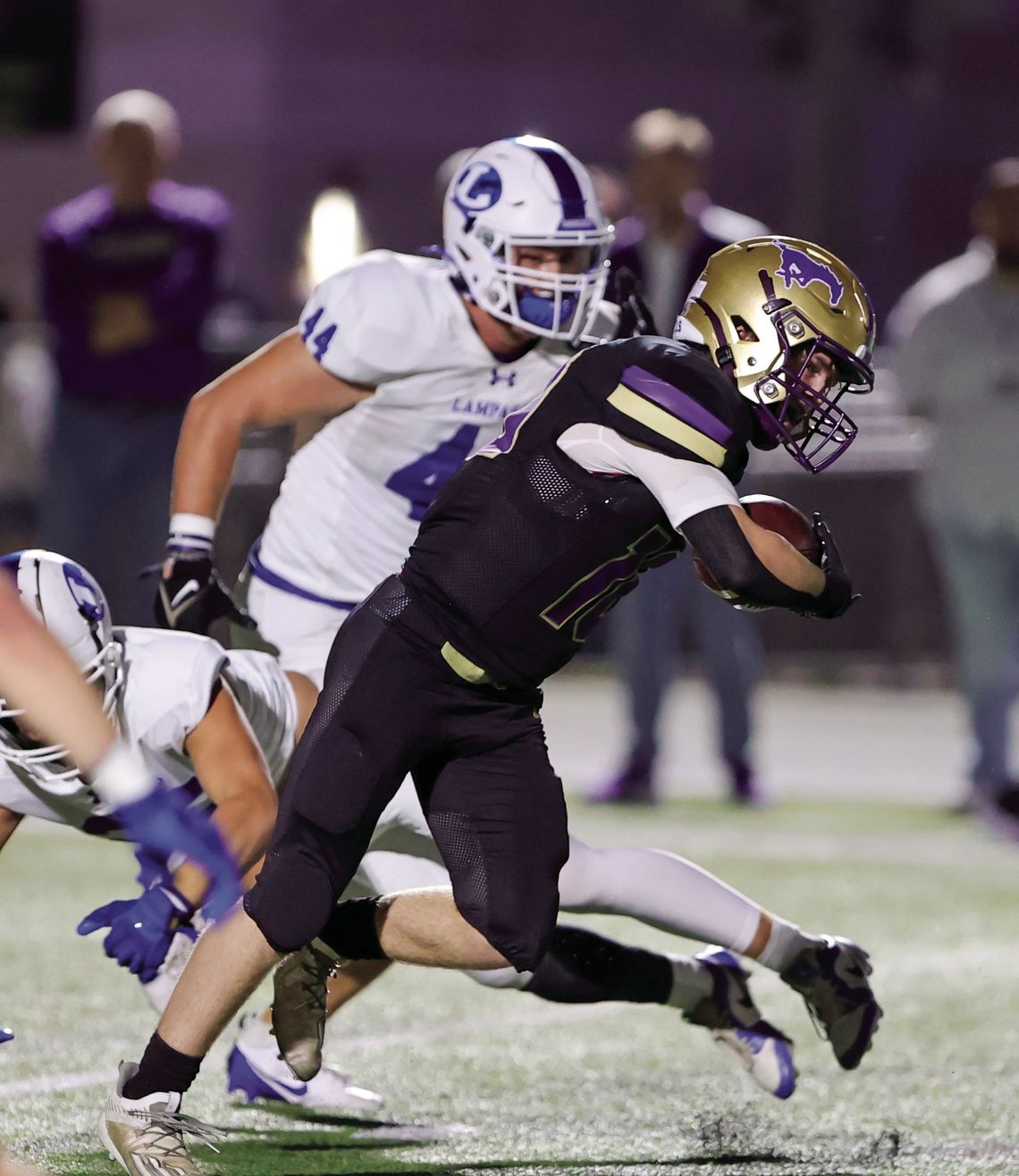 Marble Falls receiver Kole Becker and the Mustangs head to Brownwood with a playoff berth at stake. Contributed/Christopher A. Miles Photography